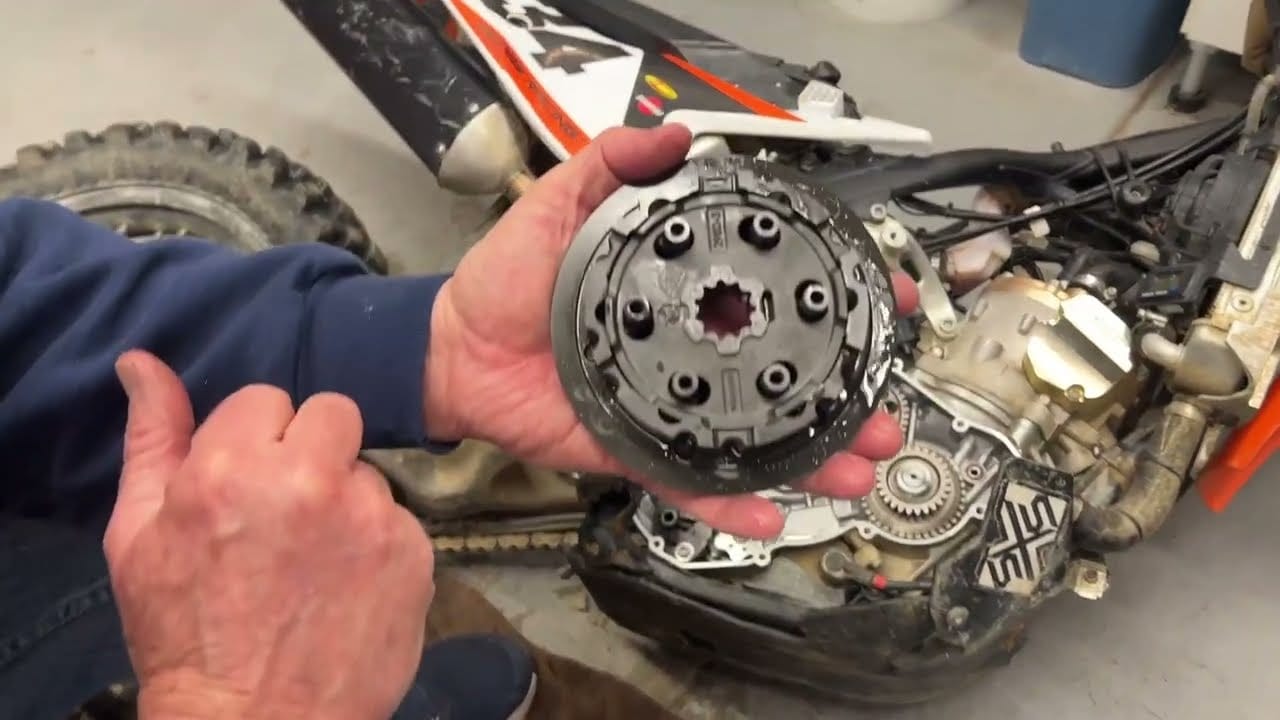 Install video - crank seal repair kit